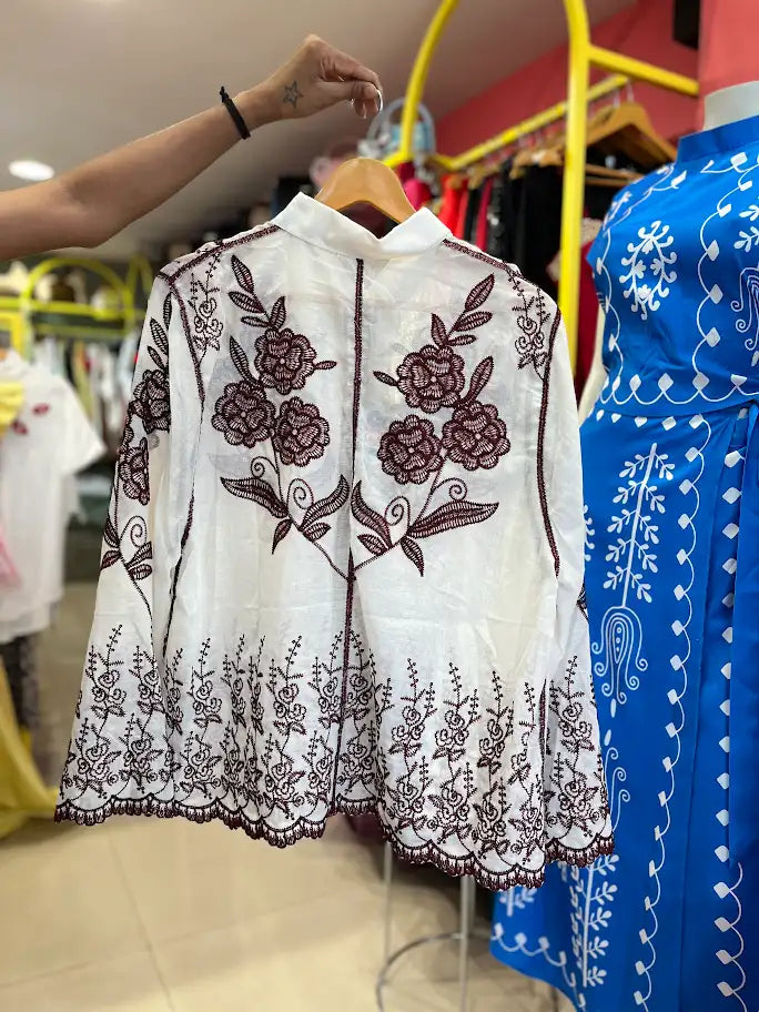 THREAD WORK CLASSY SHIRT